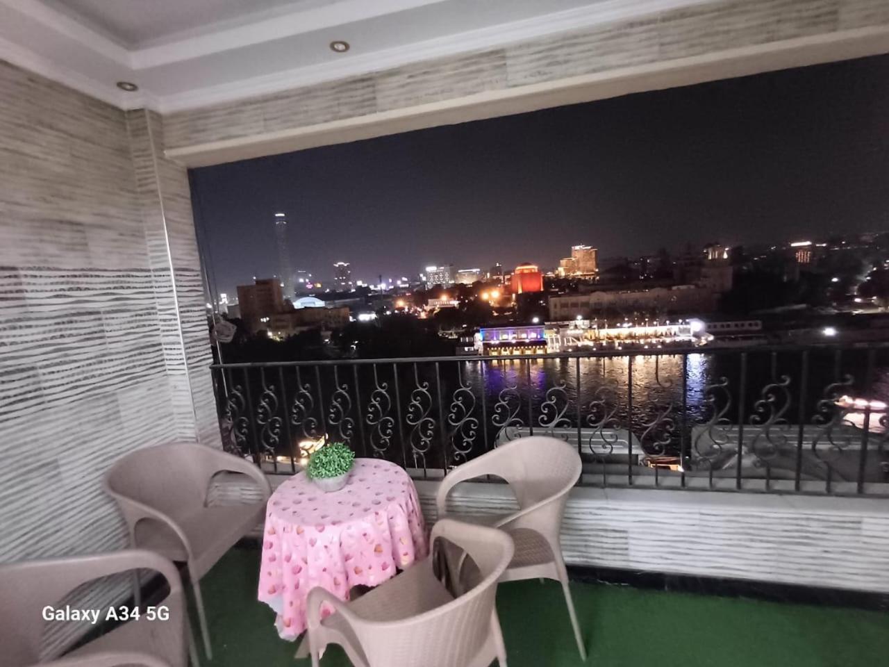 Apartment شقه علي النيل سوبر لوكس *